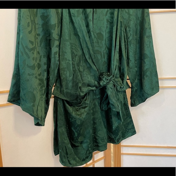 Zara Tie-Waist Blouse - Picture 5 of 9